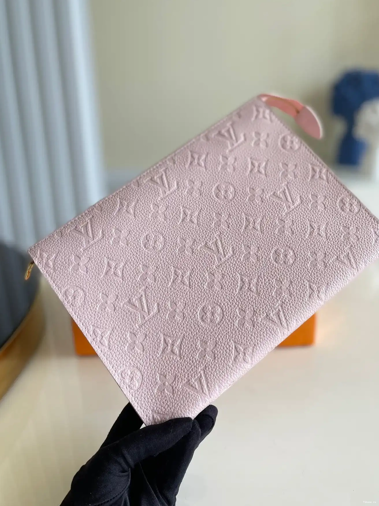 Cheap LOUIS VUITTON POCHETTE VOYAGE 0610
